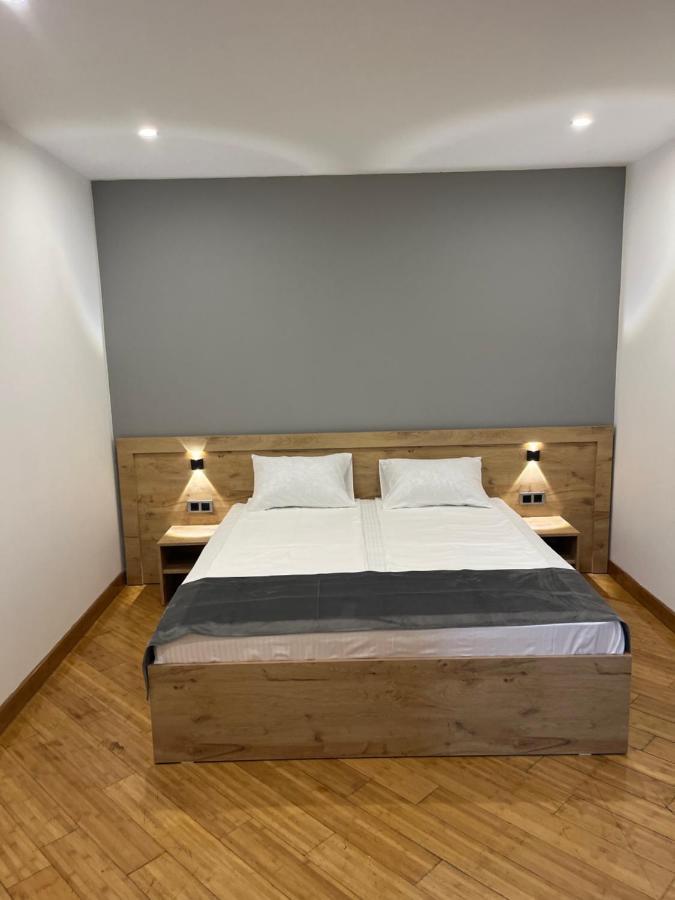 Friendly Hotel Jerevan Eksteriør billede
