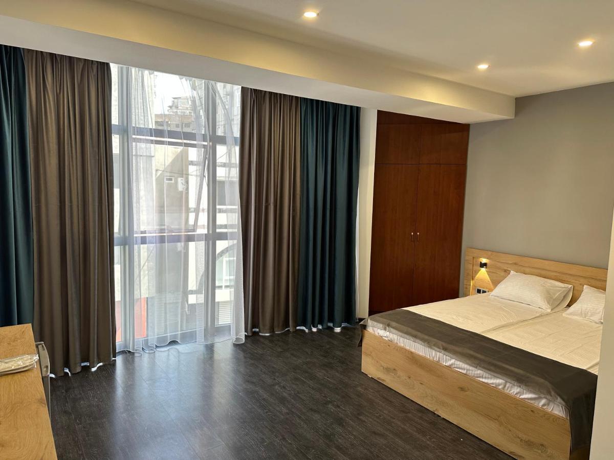 Friendly Hotel Jerevan Eksteriør billede
