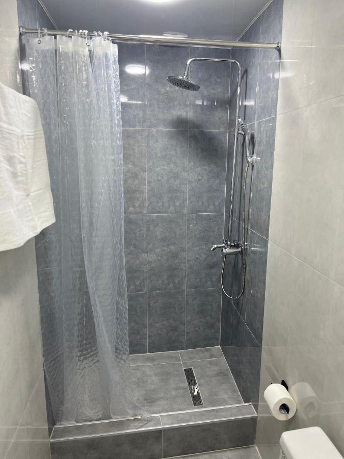 Friendly Hotel Jerevan Eksteriør billede