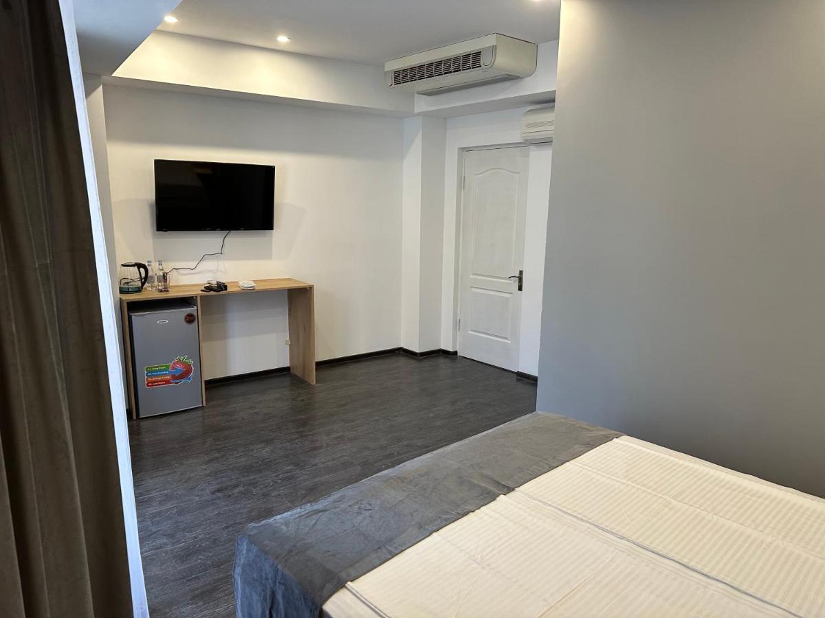 Friendly Hotel Jerevan Eksteriør billede