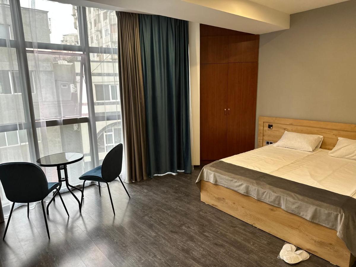 Friendly Hotel Jerevan Eksteriør billede