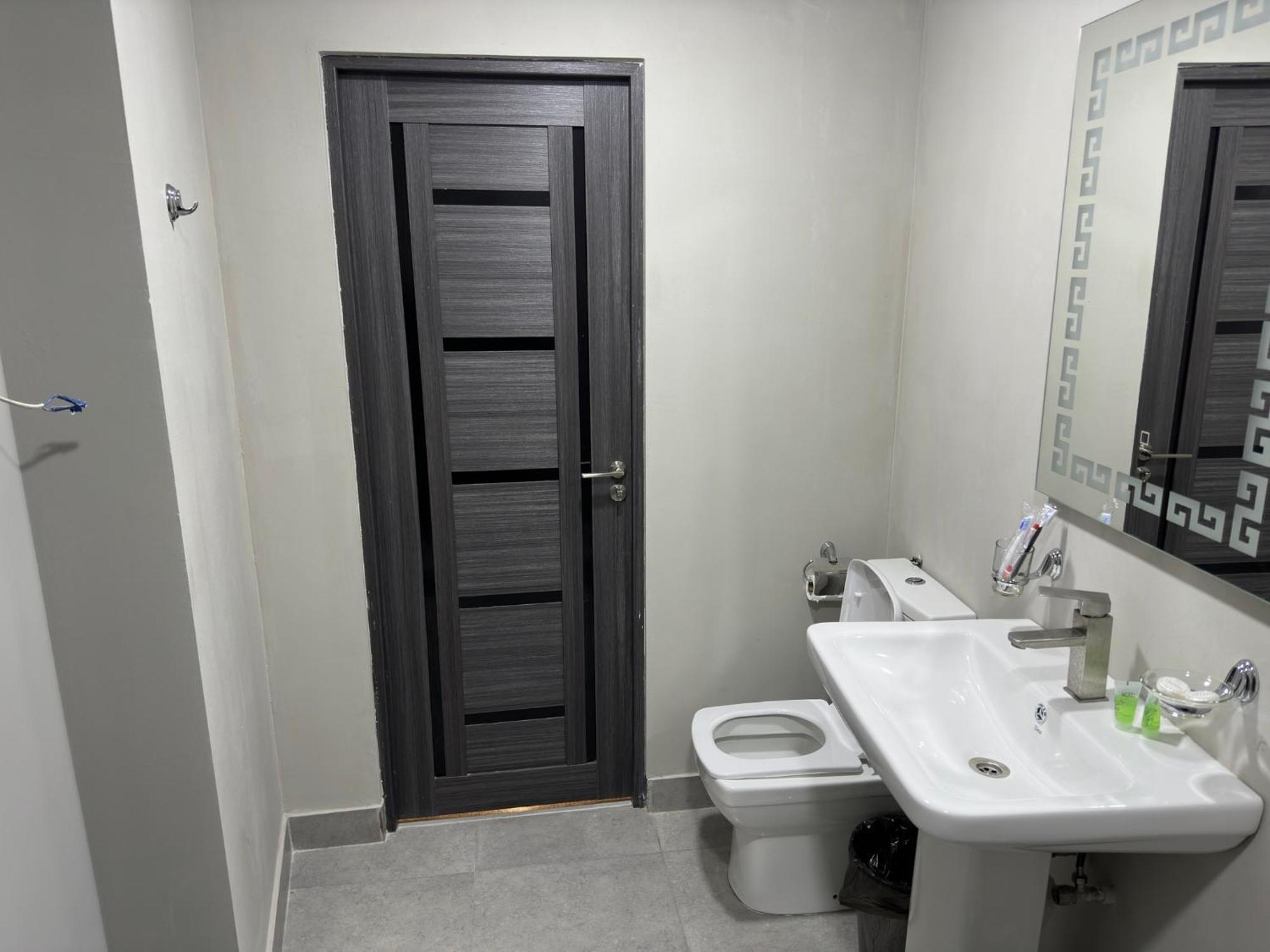 Friendly Hotel Jerevan Eksteriør billede